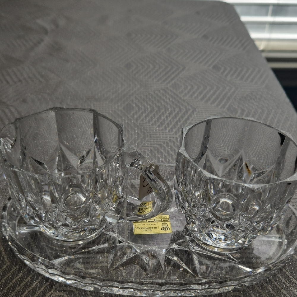 Elegant Glass Sugar and Creamer Set